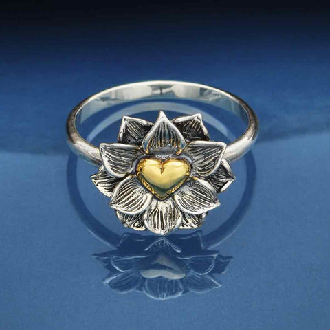 s8 Lotus Ring with Heart