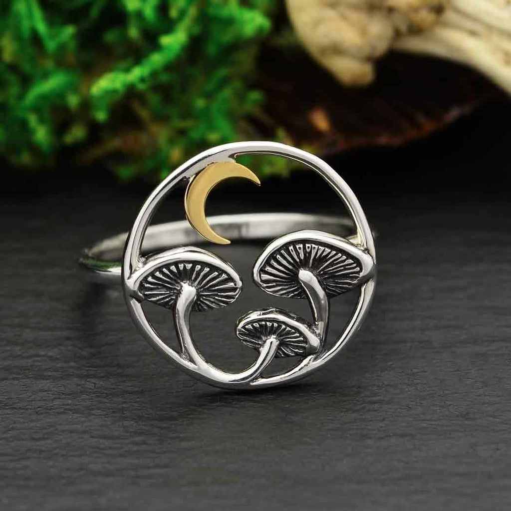 Sz7 Mushroom Ring with Bronze Moon