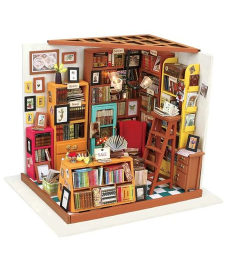 Sam`s Study Room DIY Miniature Kit