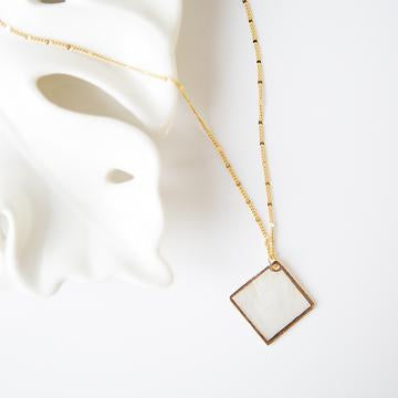 Capiz Shell Necklace Diamond
